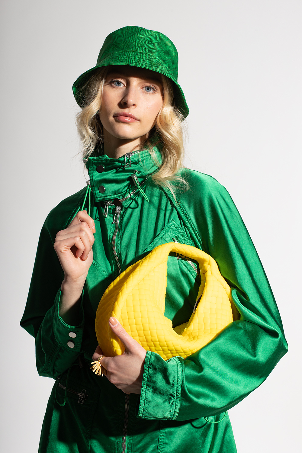 Green Intreccio bucket hat Bottega Veneta - Vitkac Sweden